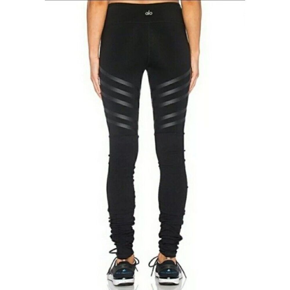 Alo Yoga Stripped Goddess Leggings Women Size M Black Gray Workout - Picture 5 of 5